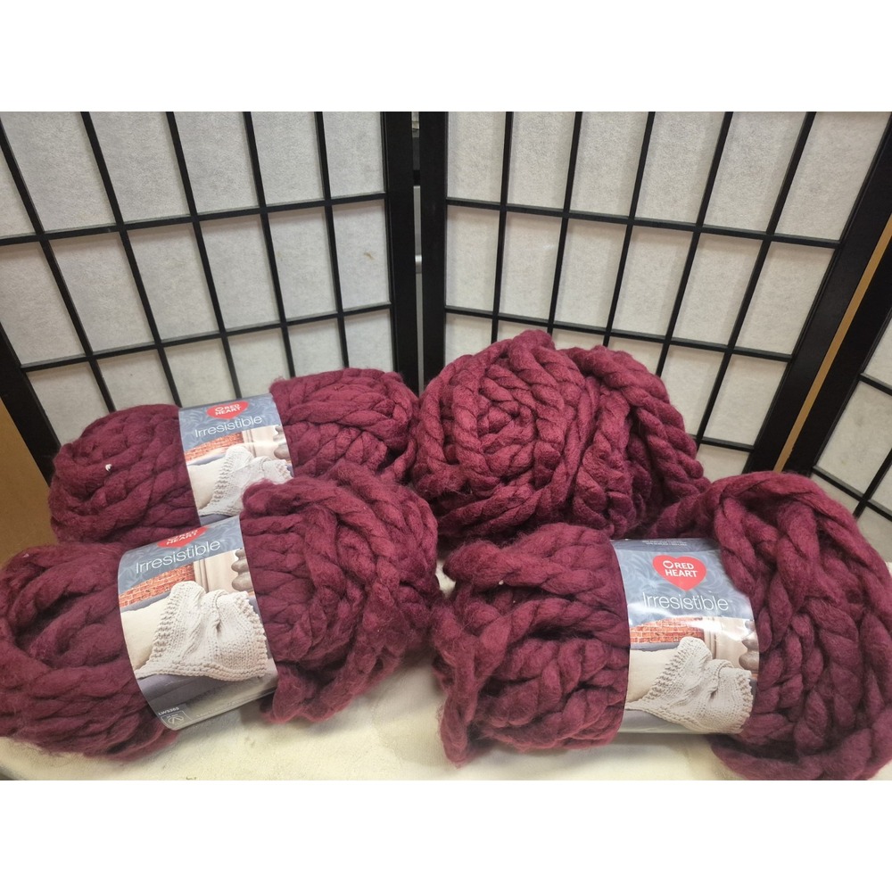 Red Heart Irresistable Yarn 2.5 Lbs 10 Oz Each 4 Skeins 10% Wool 90% Acrylic